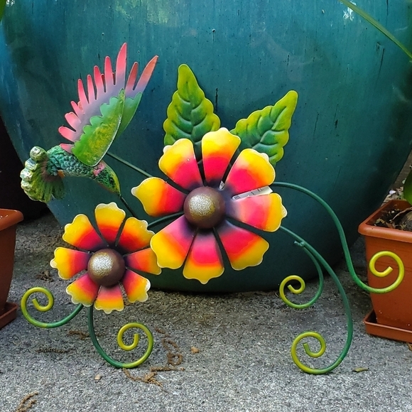 GARDEN ART Metal Flower Garden Art NWT - Picture 5 of 8